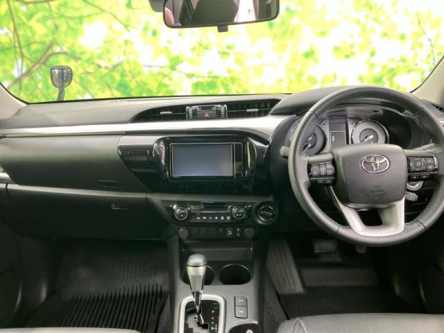 Toyota Hilux 2