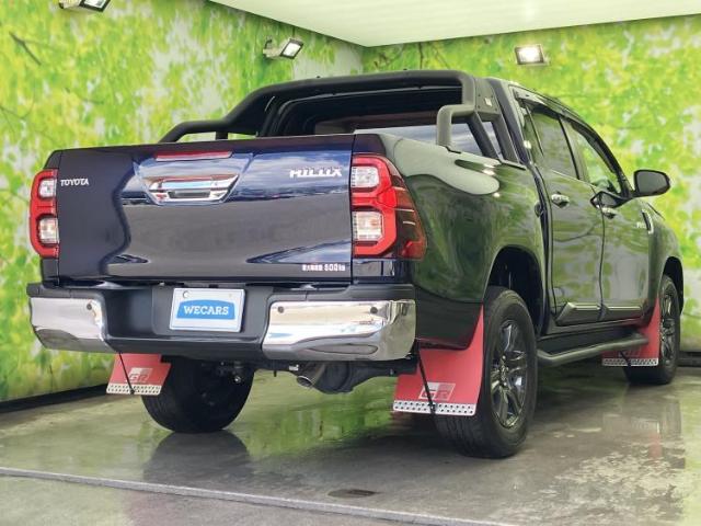 Toyota Hilux 6
