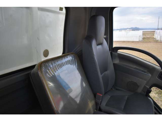 Isuzu Forward 5