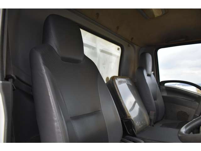 Isuzu Forward 8
