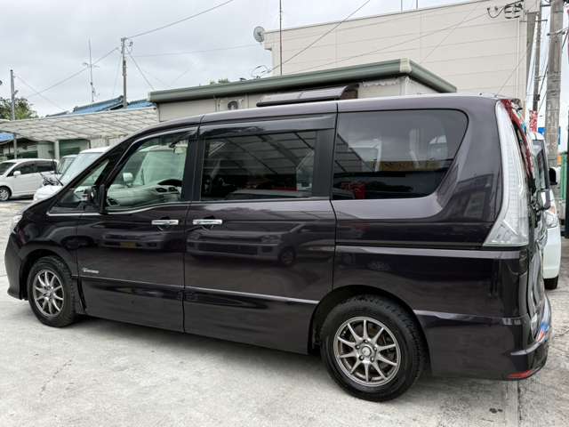 Nissan Serena 12