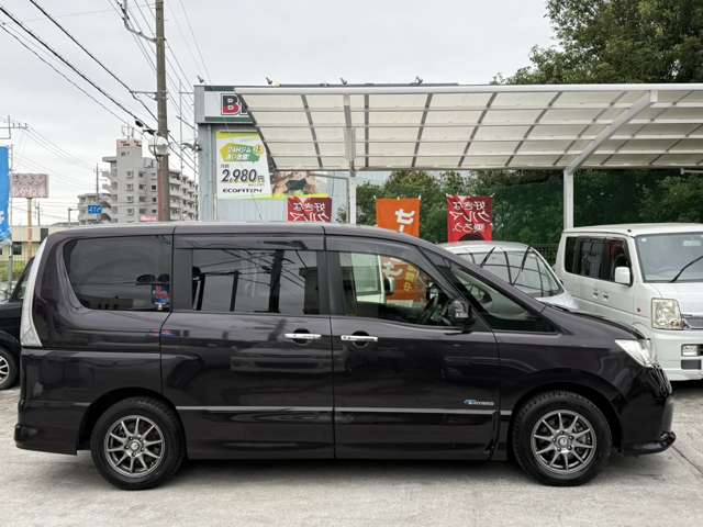 Nissan Serena 7