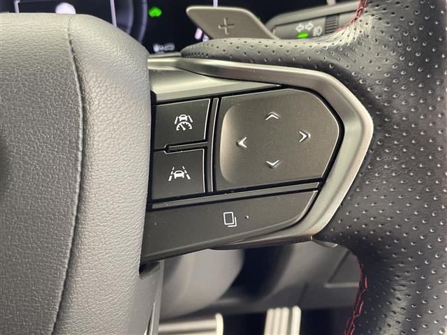 Lexus NX 12