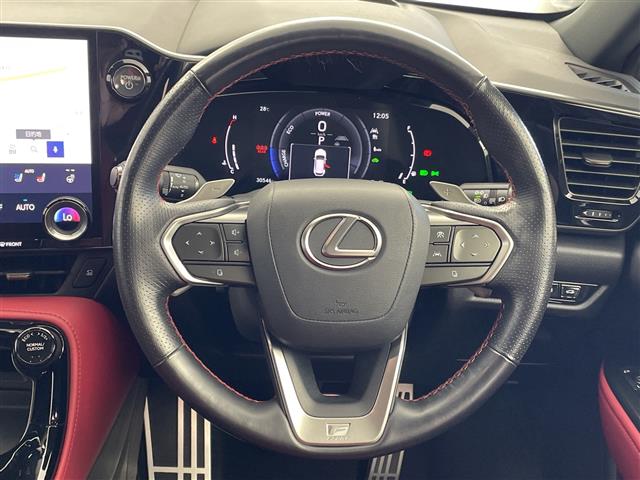 Lexus NX 10