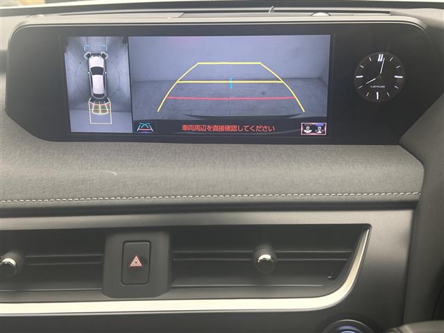 Lexus UX 4