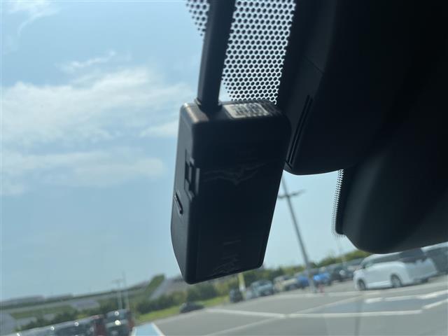 Lexus UX 12