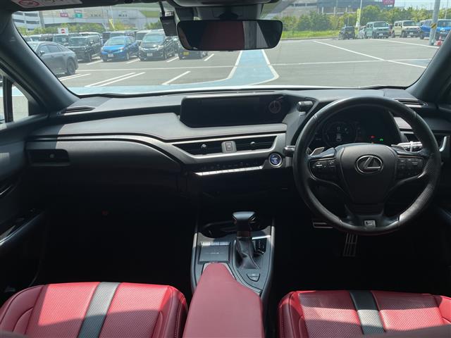 Lexus UX 2