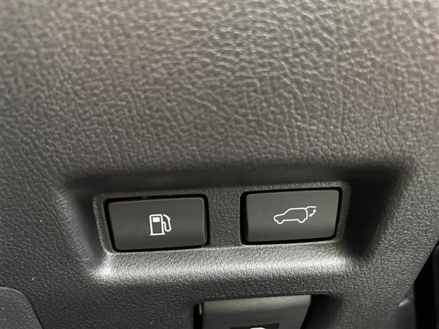 Lexus UX 11