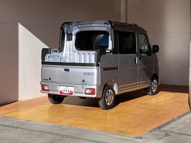 Daihatsu Hijet Deck Van 8