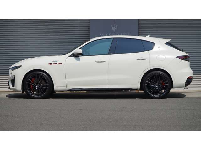 Maserati Levante 4