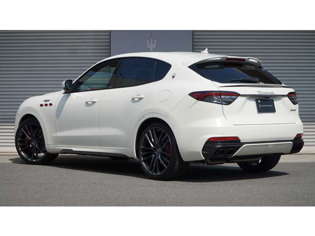 Maserati Levante 5