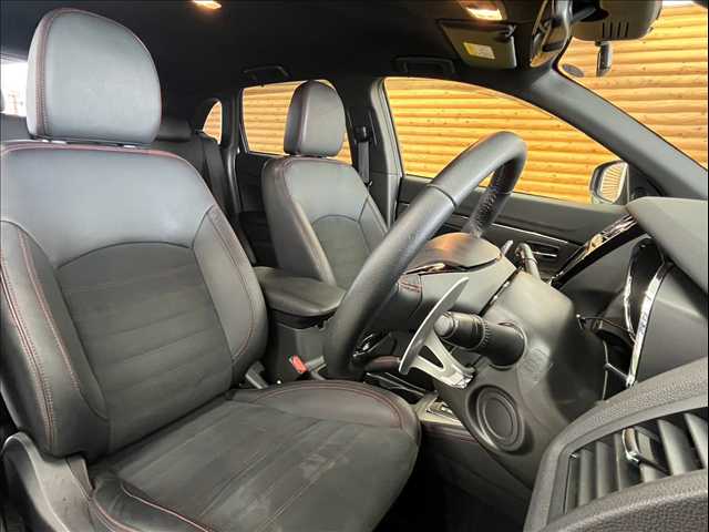 Mitsubishi RVR 11