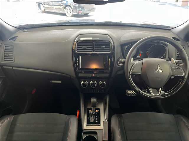 Mitsubishi RVR 2