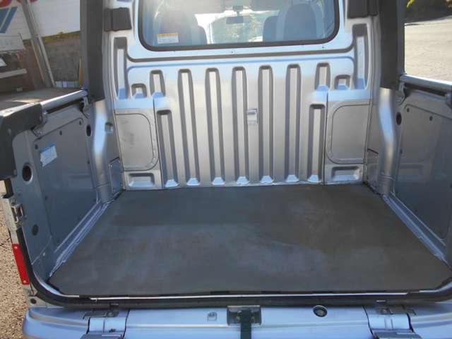 Daihatsu Hijet Deck Van 10
