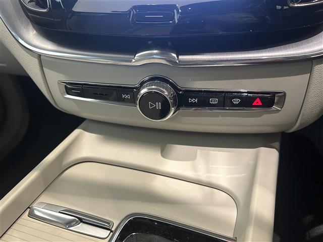 Volvo XC60 12