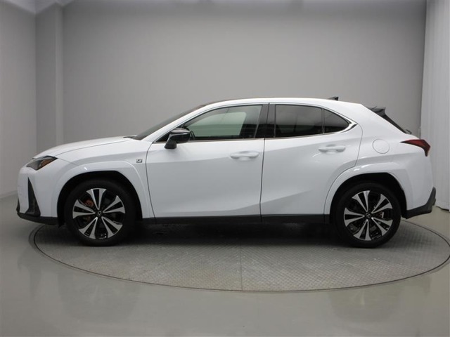 Lexus UX 3
