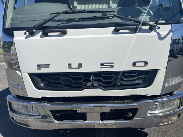 Mitsubishi Fuso Fighter 12