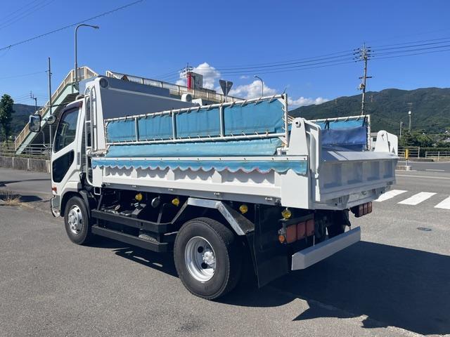 Mitsubishi Fuso Fighter 5