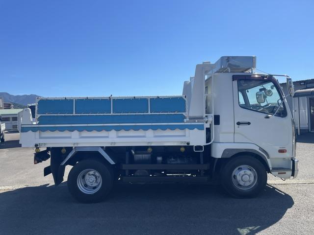 Mitsubishi Fuso Fighter 8