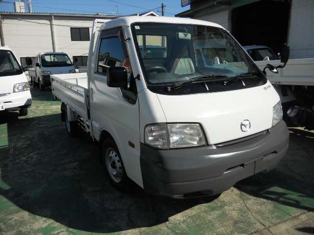 Mazda Bongo Truck 2