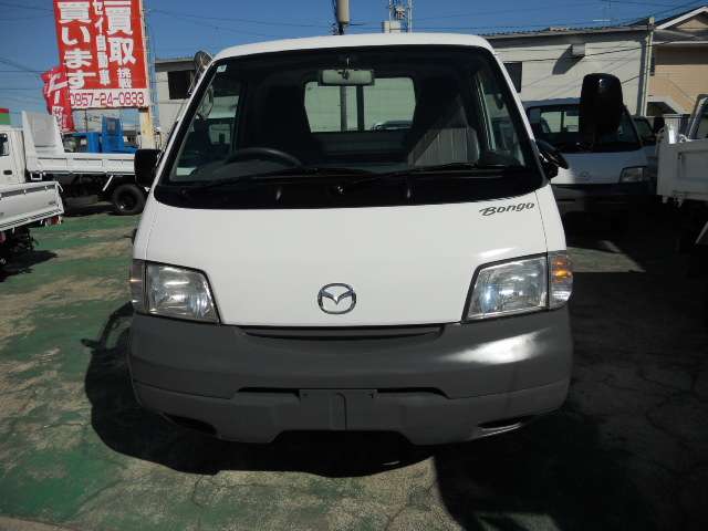 Mazda Bongo Truck 3