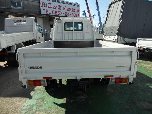 Mazda Bongo Truck 6