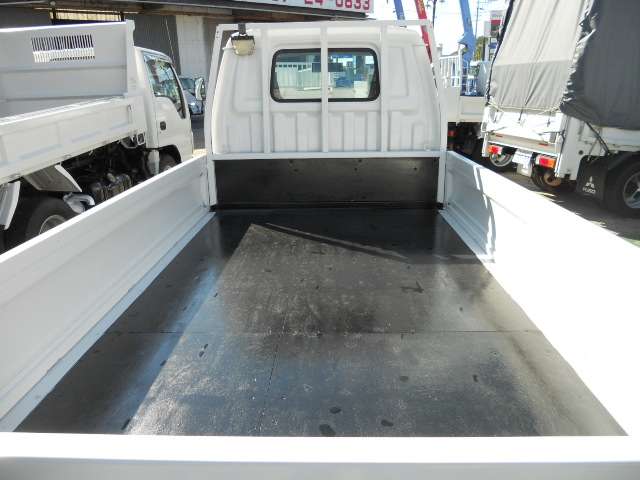 Mazda Bongo Truck 7