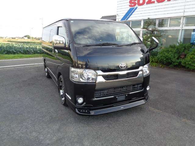 Toyota Hiace Van 2