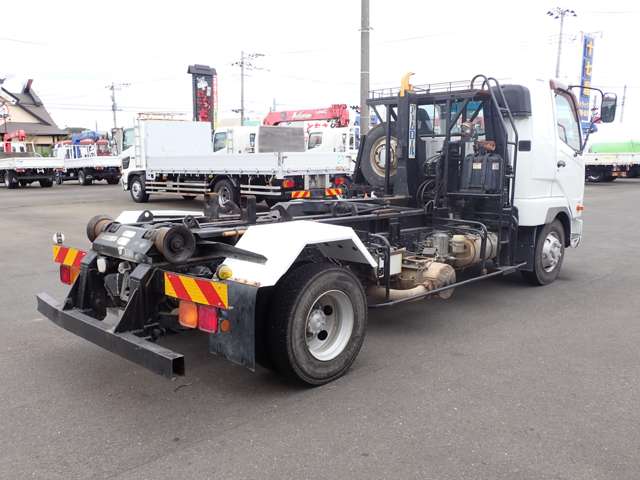 Mitsubishi Fuso Fighter 6