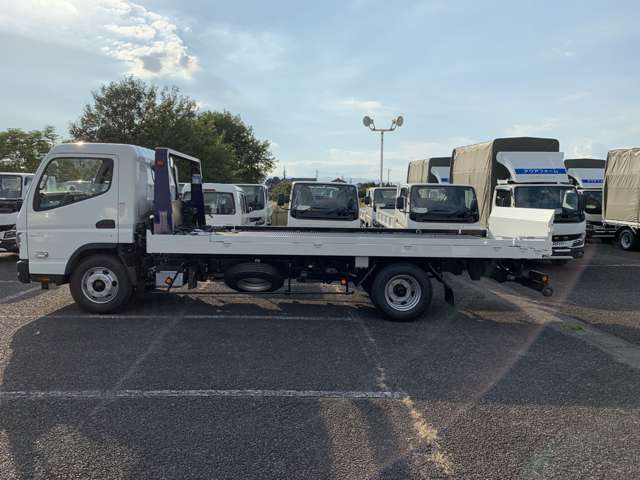 Mitsubishi Fuso Canter 12