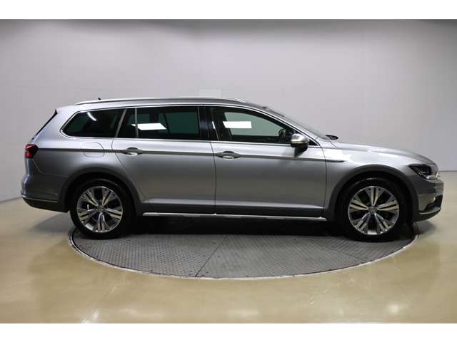 Volkswagen Passat Alltrack 4