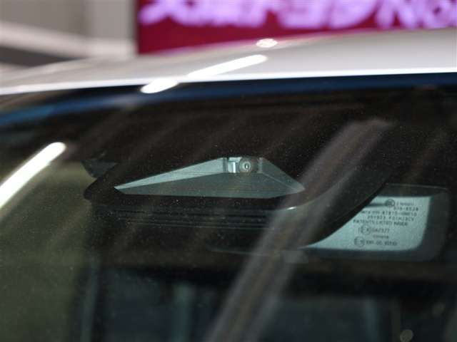 Toyota Alphard 6
