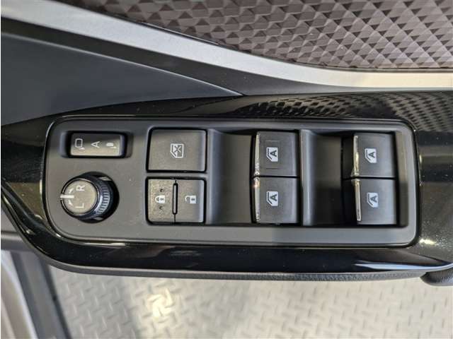 Toyota C-HR 12