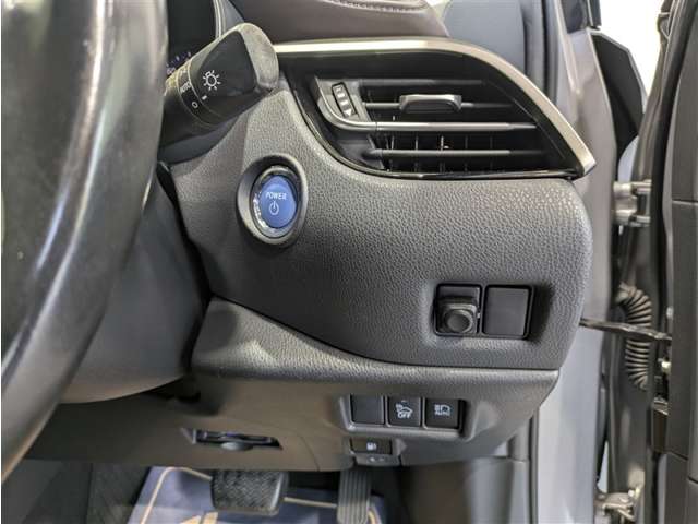 Toyota C-HR 5