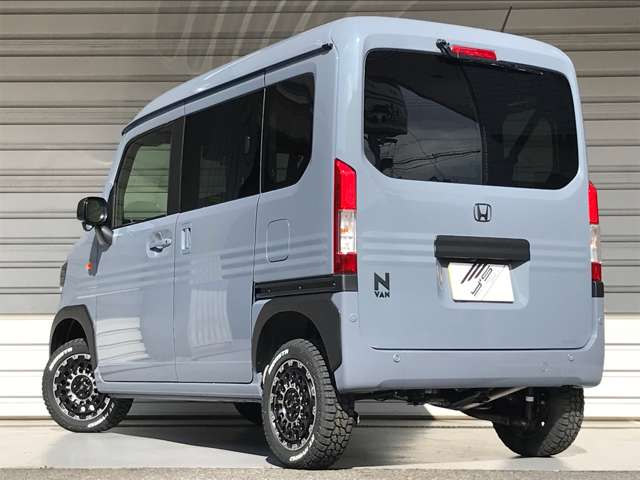 Honda N-VAN 10