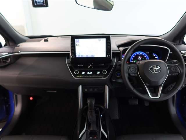Toyota Corolla Cross 8