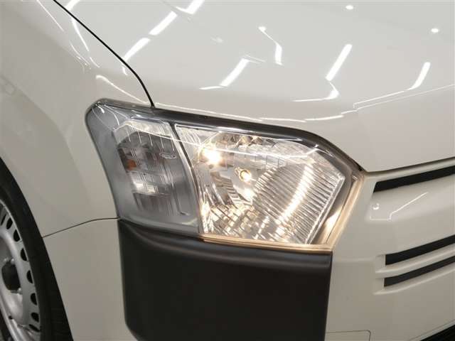 Toyota Probox Van 10