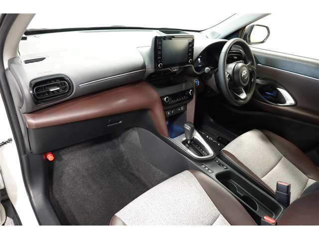 Toyota Yaris Cross 9