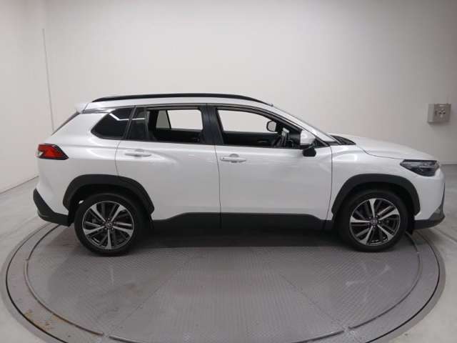 Toyota Corolla Cross 4