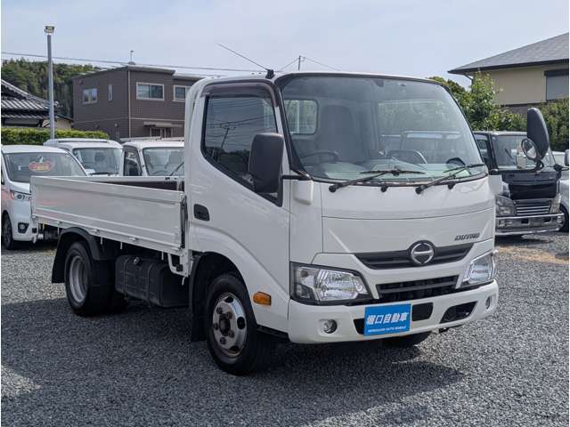 Hino Dutro 6