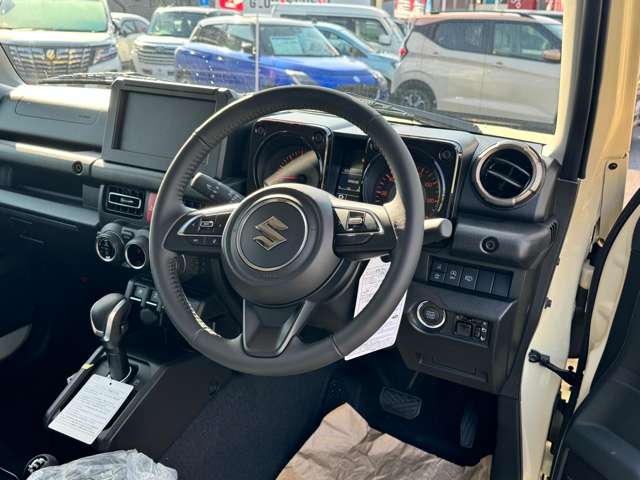 Suzuki Jimny 12