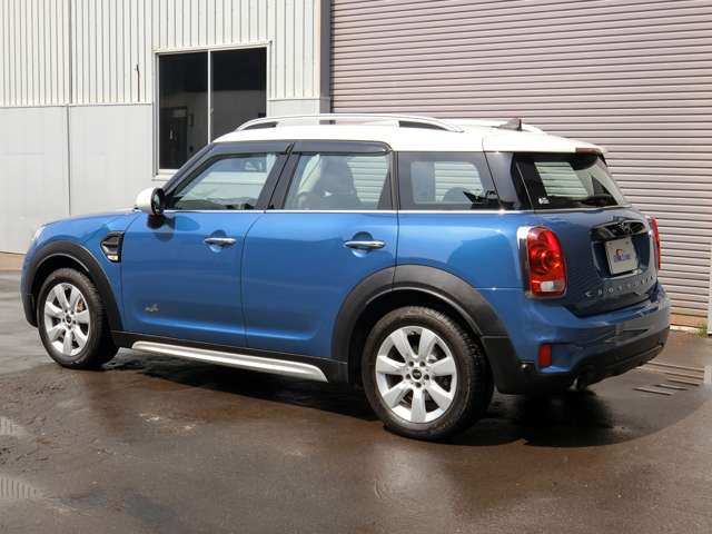 MINI Crossover 9
