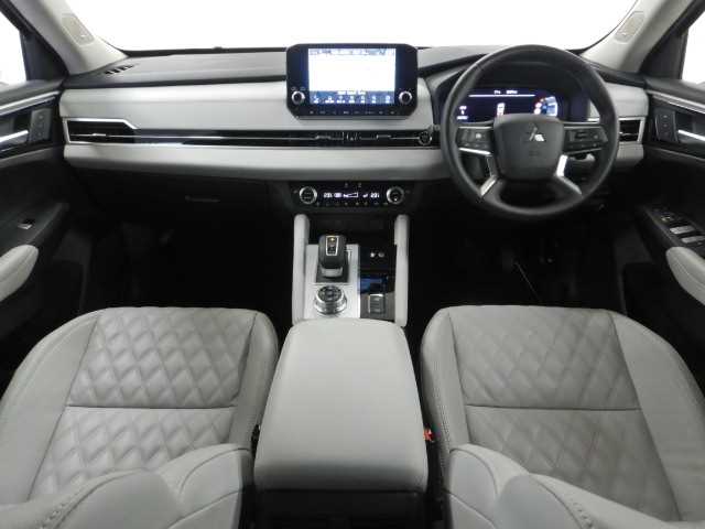 Mitsubishi Outlander 3