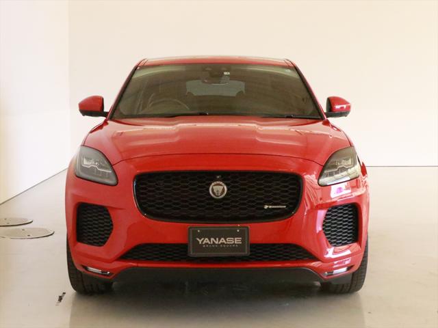 Jaguar E-Pace 3