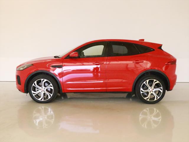 Jaguar E-Pace 6