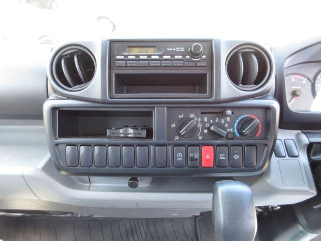 Toyota Toyoace 8