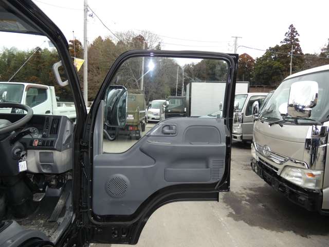 Isuzu Elf 10
