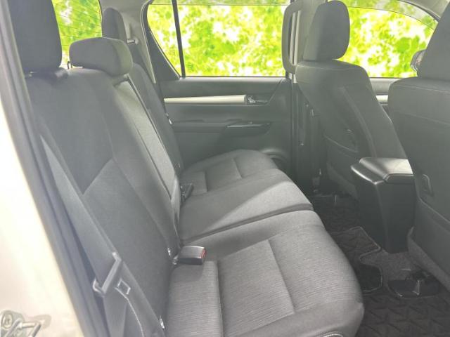 Toyota Hilux 7