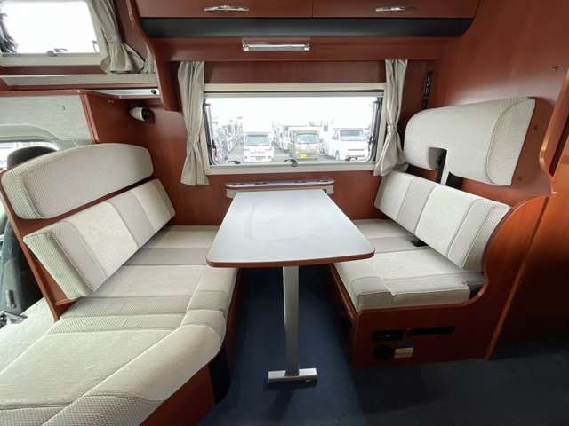 Toyota Camroad 4