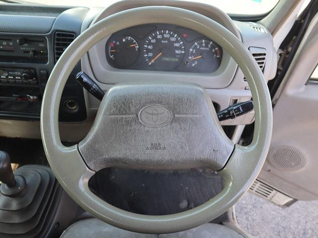 Toyota Toyoace 4